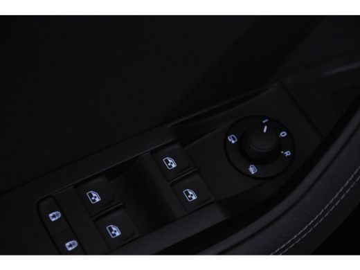 Skoda Superb Combi 1.4 TSI iV Hybrid *1ste Eigenaar*Memory*Trekhaak* ActivLease financial lease