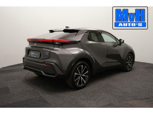 Toyota C-HR 1.8 Hybrid 140 Dynamic STUUR & STOELVERWARMING ActivLease financial lease