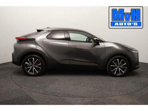 Toyota C-HR 1.8 Hybrid 140 Dynamic STUUR & STOELVERWARMING ActivLease financial lease