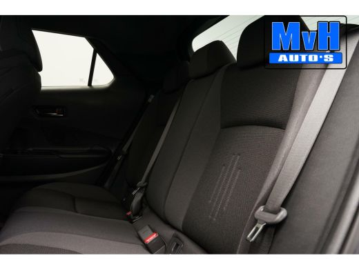 Toyota C-HR 1.8 Hybrid 140 Dynamic STUUR & STOELVERWARMING ActivLease financial lease
