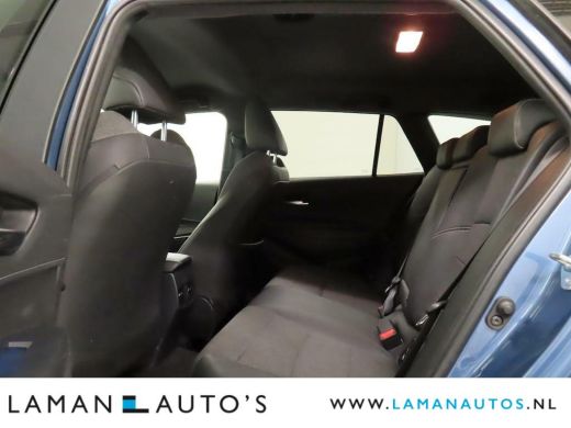 Toyota Corolla Touring Sports 2.0 Hybrid 184pk Business Plus | CarPlay Halfleder Trekhaak Parkeersensoren 17" LMV ECC LED ACC C... ActivLease financial lease