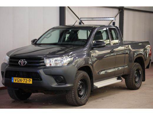 Toyota Hilux 2.4 D-4D 150PK Xtra Cab 4X4 Toyota Hilux 2.4 D-4D 150PK Xtra Cab 4X4
