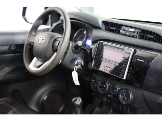 Toyota Hilux 2.4 D-4D 150PK Xtra Cab 4X4 ActivLease financial lease