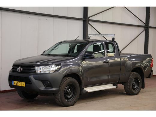 Toyota Hilux 2.4 D-4D 150PK Xtra Cab 4X4 ActivLease financial lease