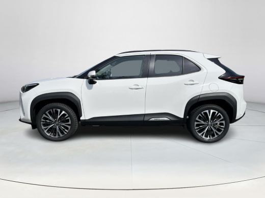 Toyota Yaris Cross 1.5 Hybrid Executive 4X4 | Navigatie | Stoel- + stuurverwarming | Parkeersensoren | Dode hoek waa... ActivLease financial lease