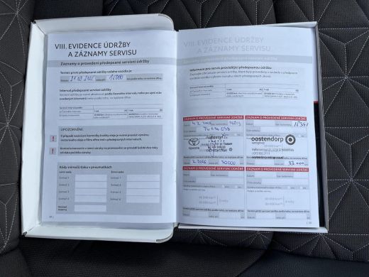 Toyota Yaris Cross 1.5 Hybrid Executive 4X4 | Navigatie | Stoel- + stuurverwarming | Parkeersensoren | Dode hoek waa... ActivLease financial lease