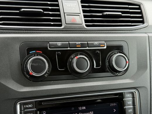 Volkswagen Caddy 1.4 TSI AUTOMAAT / BENZINE !! / BPM VRIJ / 1e EIG. / TREKHAAK / AIRCO / CRUISE / NAVI ActivLease financial lease