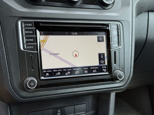 Volkswagen Caddy 1.4 TSI AUTOMAAT / BENZINE !! / BPM VRIJ / 1e EIG. / TREKHAAK / AIRCO / CRUISE / NAVI ActivLease financial lease