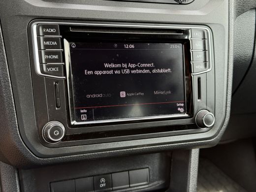Volkswagen Caddy 1.4 TSI AUTOMAAT / BENZINE !! / BPM VRIJ / 1e EIG. / TREKHAAK / AIRCO / CRUISE / NAVI ActivLease financial lease