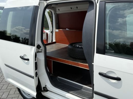 Volkswagen Caddy 1.4 TSI AUTOMAAT / BENZINE !! / BPM VRIJ / 1e EIG. / TREKHAAK / AIRCO / CRUISE / NAVI ActivLease financial lease