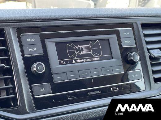 Volkswagen Crafter 35 2.0TDI 141PK L4H3 Trendline Imperiaal Ladderlift Airco Trekhaak Kasten ActivLease financial lease