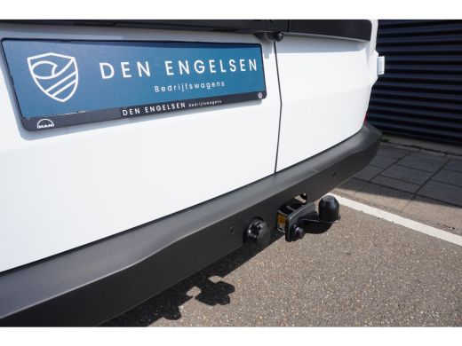 Volkswagen e-Transporter e-Transporter 218 pk e-Transporter Life 218 pk, Achterdeuren zonder ruit, Trekhaak, Climatronic, ... ActivLease financial lease