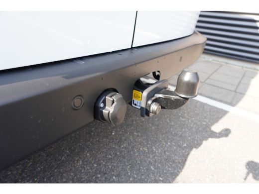 Volkswagen Transporter e-Transporter Life 218 pk, Achterdeuren zonder ruit, Trekhaak, Climatronic, Bijrijdersbank ActivLease financial lease