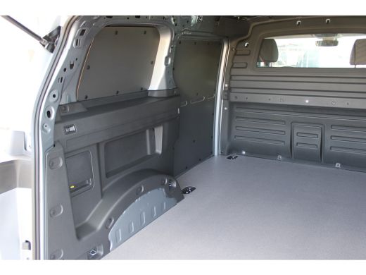 Volkswagen ID. Buzz Cargo Cargo Bulli Edition | 79 kWh | 286 pk | Trekhaak | Achterklep | 360° camera | IQ.LIGHT Koplampen ... ActivLease financial lease