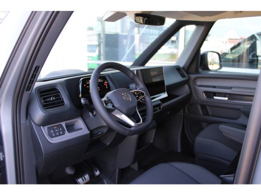 Volkswagen ID. Buzz Cargo Cargo Bulli Edition | 79 kWh | 286 pk | Trekhaak | Achterklep | 360° camera | IQ.LIGHT Koplampen ... ActivLease financial lease