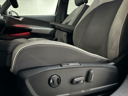 Volkswagen ID.3 First Max 58 kWh Pano Sfeer Hud Trekh. NAP ActivLease financial lease