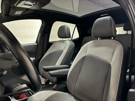 Volkswagen ID.3 First Max 58 kWh Pano Sfeer Hud Trekh. NAP ActivLease financial lease