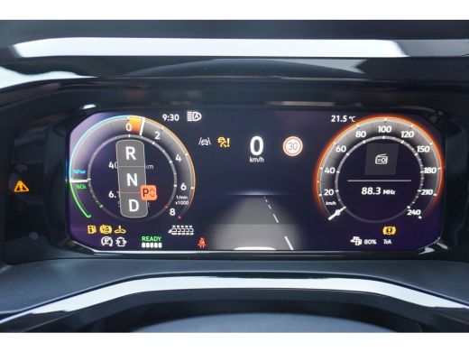 Volkswagen Multivan 1.5 eHybrid L2 Bulli Edition 4-Motion 1.5 eHybrid L2 Bulli Edition 4-Motion, IQ Light koplampen, ... ActivLease financial lease