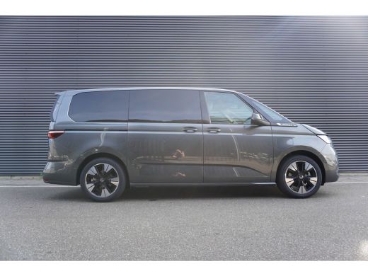 Volkswagen Multivan 1.5 eHybrid L2 Bulli Edition 4-Motion 1.5 eHybrid L2 Bulli Edition 4-Motion, IQ Light koplampen, ... ActivLease financial lease