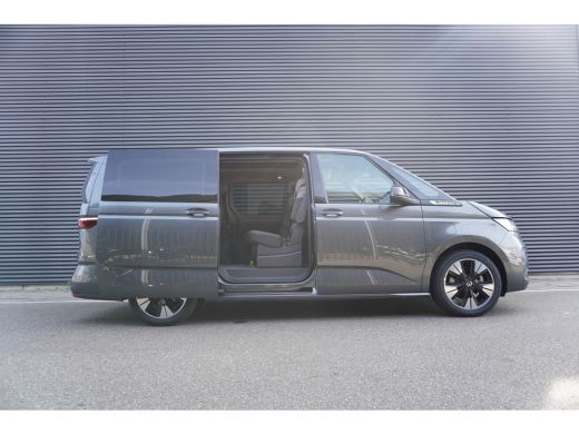 Volkswagen Multivan 1.5 eHybrid L2 Bulli Edition 4-Motion 1.5 eHybrid L2 Bulli Edition 4-Motion, IQ Light koplampen, ... ActivLease financial lease