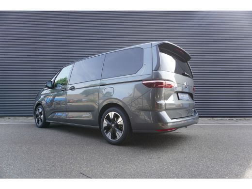 Volkswagen Multivan 1.5 eHybrid L2 Bulli Edition 4-Motion 1.5 eHybrid L2 Bulli Edition 4-Motion, IQ Light koplampen, ... ActivLease financial lease
