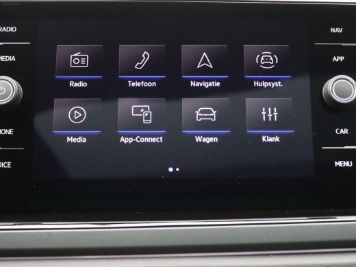Volkswagen Polo 1.0 TSI R-Line 95PK DSG matrix led, adaptive cruise met travel assist, panoramisch schuifdak, sto... ActivLease financial lease