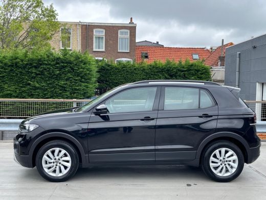 Volkswagen T-Cross 1.0 TSI Life | PDC V+A | ACC | Apple Carplay | Airco | LM velgen 16" | ActivLease financial lease