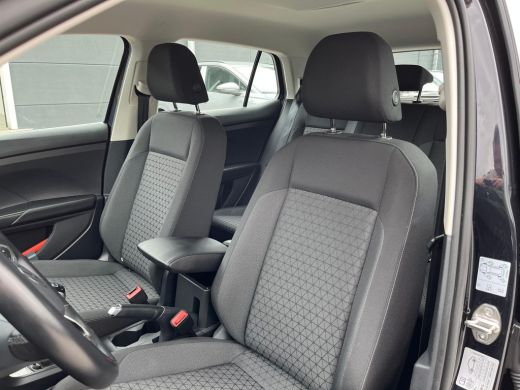 Volkswagen T-Cross 1.0 TSI Life | PDC V+A | ACC | Apple Carplay | Airco | LM velgen 16" | ActivLease financial lease