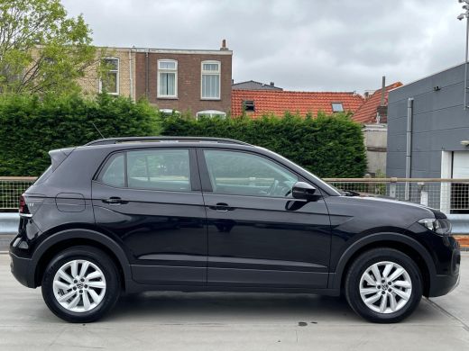 Volkswagen T-Cross 1.0 TSI Life | PDC V+A | ACC | Apple Carplay | Airco | LM velgen 16" | ActivLease financial lease