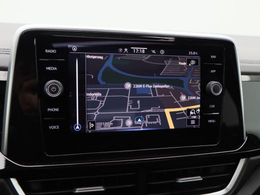 Volkswagen T-Roc 1.5 TSi 150 Pk Automaat R-Line Business | Adaptive Cruise | CarPlay | Navigatie | Bluetooth | Nav... ActivLease financial lease