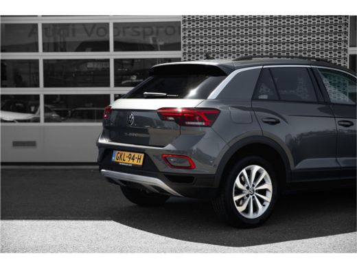 Volkswagen T-Roc 1.5 TSI Life Edition | Airco (automatisch) | Apple Carplay/Android Auto|telefoonintegratie premiu... ActivLease financial lease