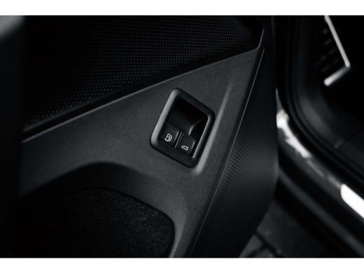 Volkswagen Tayron 1.5 eHybrid R-Line Edition | 360 camera | iQ Light | Multimedia Pakket Plus | Design Pakket | Ass... ActivLease financial lease