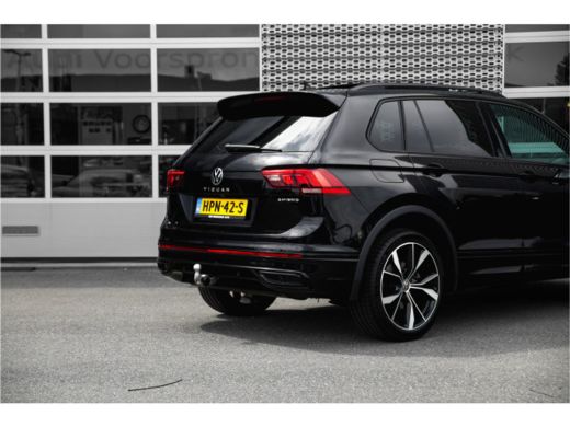 Volkswagen Tiguan 1.4 TSI eHybrid R-Line Business+ | Cruise control adaptief | Elektrisch glazen panorama-dak | Tre... ActivLease financial lease