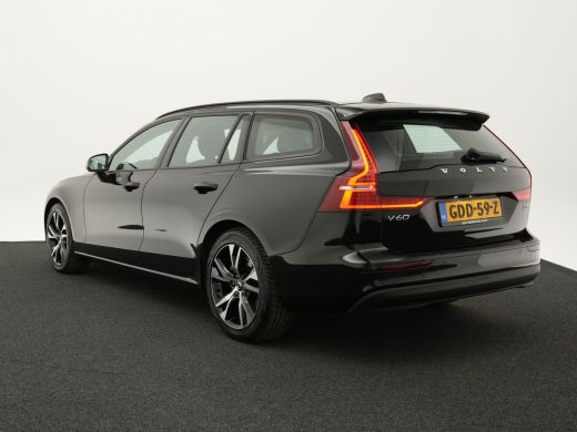 Volvo  V60 2.0 B3 Essential Edition | Trekhaak | Adaptive Cruise | BLIS | Stoel- & stuurwielverwarming | 18"... ActivLease financial lease