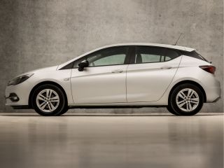 Opel Astra 1.2 Edition (APPLE CARPLAY, CAMERA, CRUISE, SPORTSTOELEN, LED KOPLAMPEN, PARKEERSENSOREN, LM VELG...