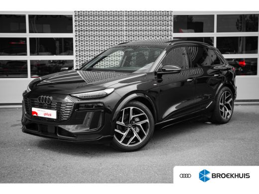 Audi Q6 e-tron S edition 100 kWh 387pk | Panoramadak | Tech Pro | Trekhaak | Luchtvering | 21" Audi Q6 e-tron S edition 100 kWh 387pk | Panoramadak | Tech Pro | Trekhaak | Luchtvering | 21"