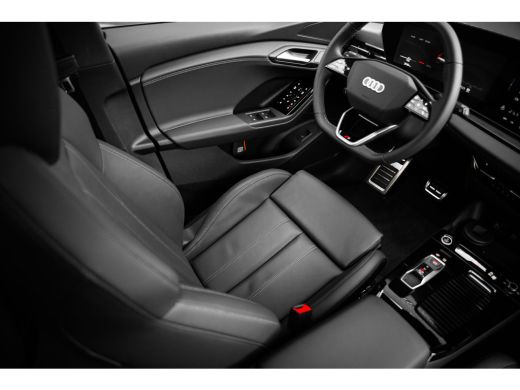 Audi Q6 e-tron S edition 100 kWh 387pk | Panoramadak | Tech Pro | Trekhaak | Luchtvering | 21" ActivLease financial lease