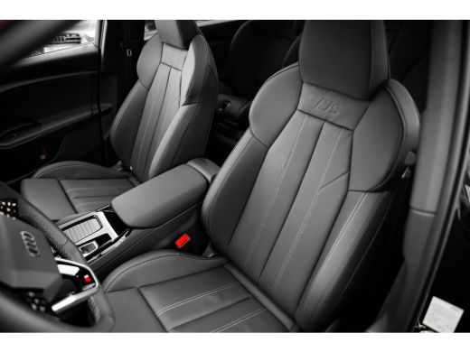 Audi Q6 e-tron S edition 100 kWh 387pk | Panoramadak | Tech Pro | Trekhaak | Luchtvering | 21" ActivLease financial lease