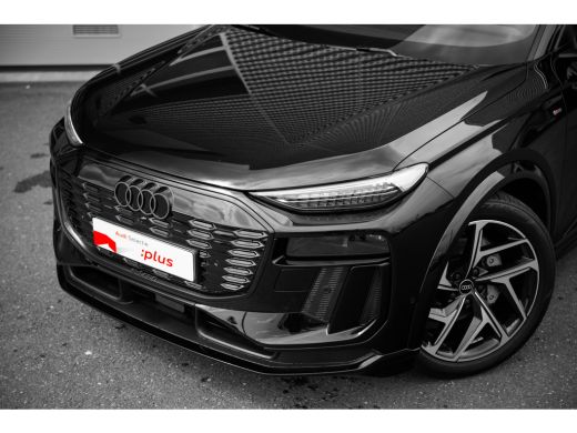 Audi Q6 e-tron S edition 100 kWh 387pk | Panoramadak | Tech Pro | Trekhaak | Luchtvering | 21" ActivLease financial lease