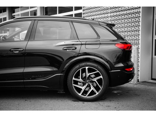 Audi Q6 e-tron S edition 100 kWh 387pk | Panoramadak | Tech Pro | Trekhaak | Luchtvering | 21" ActivLease financial lease
