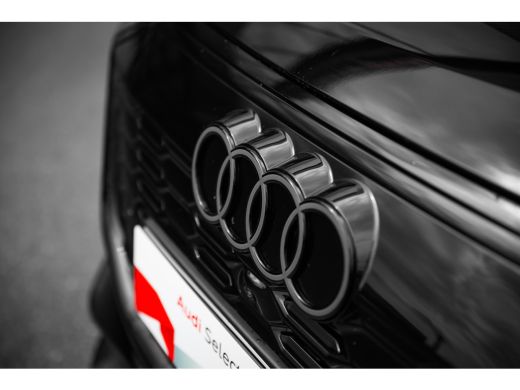 Audi Q6 e-tron S edition 100 kWh 387pk | Panoramadak | Tech Pro | Trekhaak | Luchtvering | 21" ActivLease financial lease