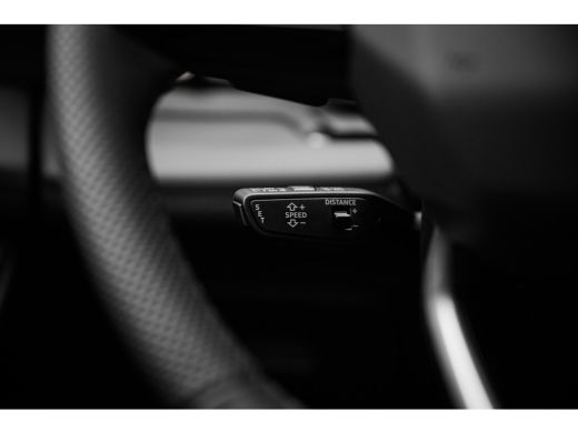 Audi Q6 e-tron S edition 100 kWh 387pk | Panoramadak | Tech Pro | Trekhaak | Luchtvering | 21" ActivLease financial lease