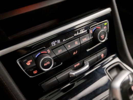 BMW 2 Serie Gran Tourer 220i Executive Sportline 192Pk Automaat (PANORAMADAK, GROOT NAVI, HEAD-UP DISPLAY, LE... ActivLease financial lease