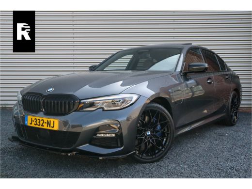 BMW 3 Serie 330e M Sport Pano / Laser / 360 camera / Elec stoelen / Trekhaak / Dode hoek /