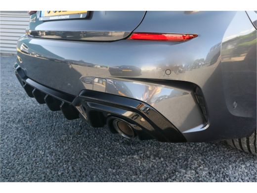 BMW 3 Serie 330e M Sport Pano / Laser / 360 camera / Elec stoelen / Trekhaak / Dode hoek / ActivLease financial lease