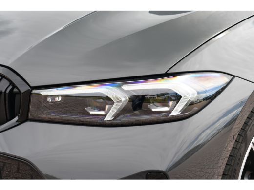 BMW 3 Serie 330e xDrive M-Sport Pro Dravit H/K 19inch HUD Camera ActivLease financial lease