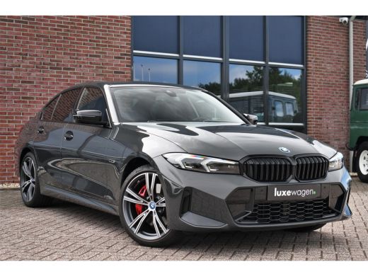 BMW 3 Serie 330e xDrive M-Sport Pro Dravit H/K 19inch HUD Camera ActivLease financial lease