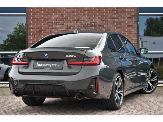BMW 3 Serie 330e xDrive M-Sport Pro Dravit H/K 19inch HUD Camera ActivLease financial lease