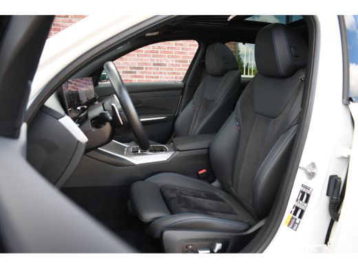 BMW 3 Serie Touring 330e M-Sport Pano ACC El-zetel HUD 19inch Camera Adp-onderstel ActivLease financial lease