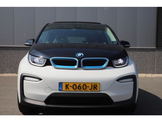 BMW i3 Executive 120Ah 42 kWh/Sunroof/Adaptive/Camera/W-pomp/20"/3-fase ActivLease financial lease